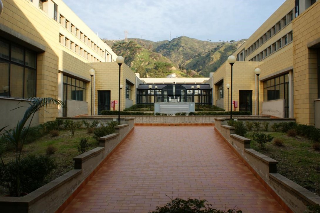 Foto del cortile interno del Dipartimento